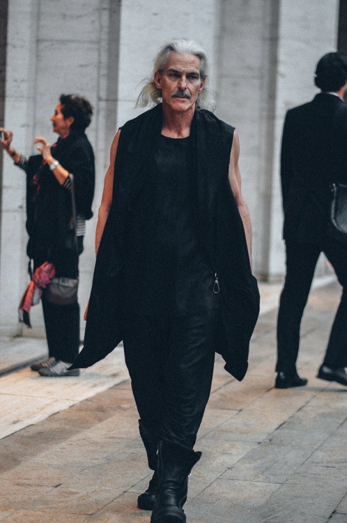 yagazieemezi:
“I feel like everyone here robbed my imaginary wardrobe …
STREETSTYLE | New York Fashion Week SS15 – Day #5
- For the fifth day of New York Fashion Week, Kasheem Daniels bring us some new looks photographed in the streets of New York in...