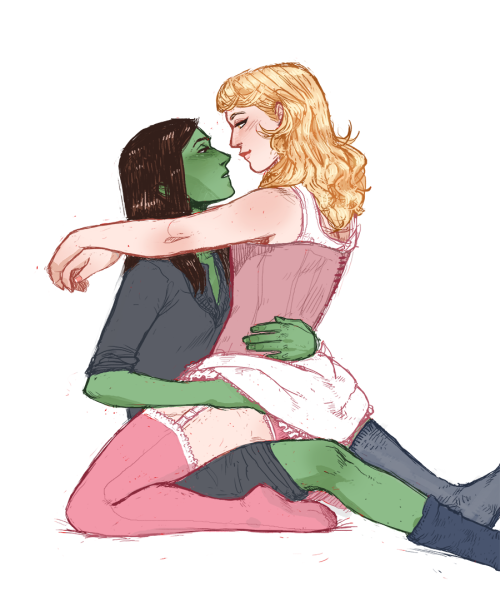 gelphie: my favourite part is elphie’s dumb socks 