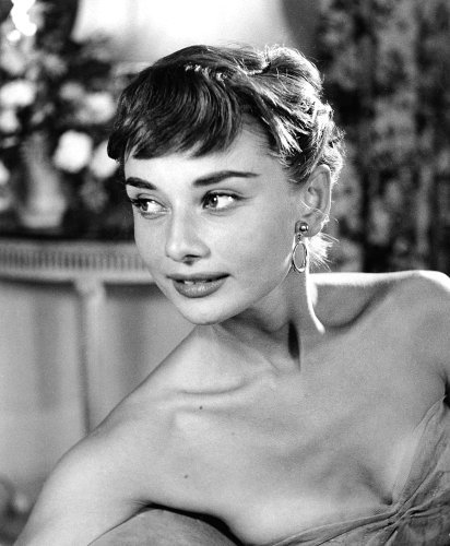 soaudreyhepburn:Audrey Hepburn photographed porn pictures