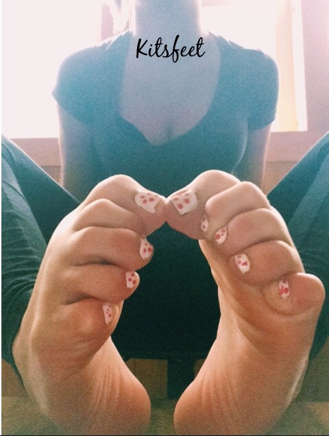 footfetishallstars:  Here are the pretty footsies you all voted TOP 5 foot models