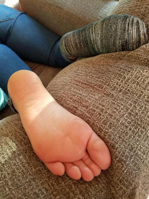 creamyfeetdaily:  Yes! http://ift.tt/2yDXedw