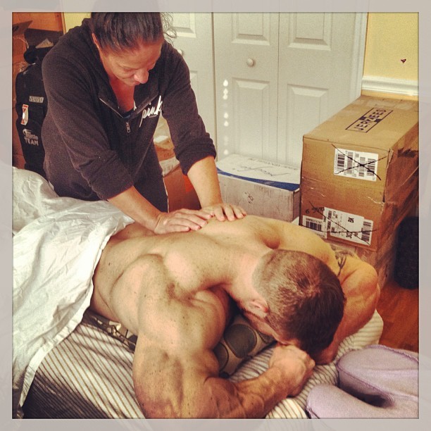 drwannabe:  Flex Lewis getting a deep tissue massage [more posts of Flex] 