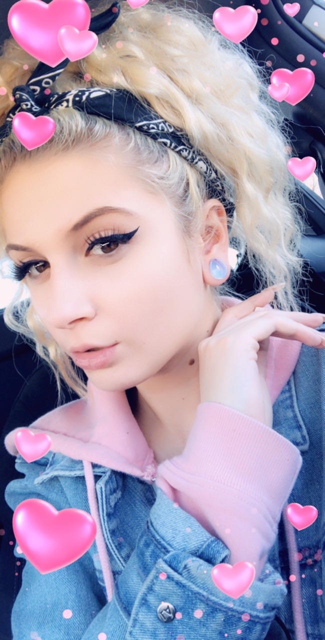 dollymattel:  Daddy jst bought me new opalite tear drop plugs n i love them &amp;