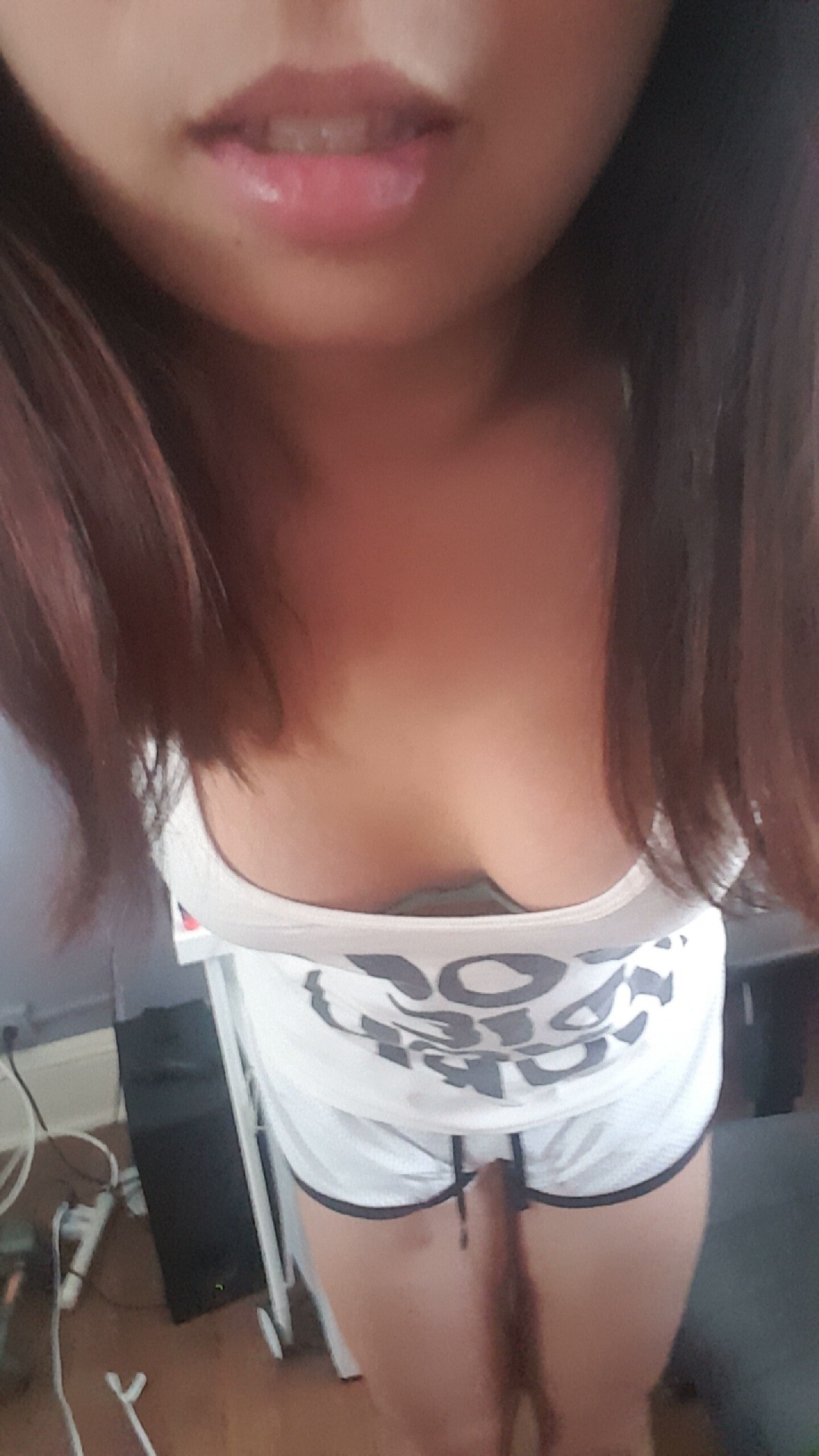 surprise-itssteak:  some miscellaneous pictures of me from a month ago