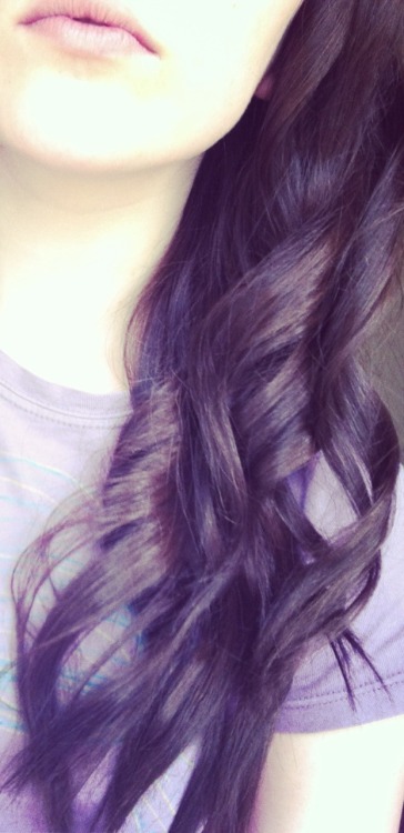 seconnd:  I curled my hair for no reason 