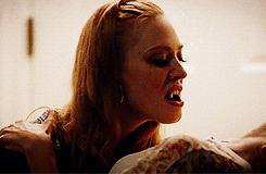blondiepoison:  I am  n o t  leaving. 