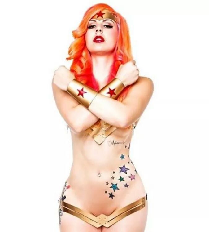 queen-bitch-alexxis:  OMG Annalee Belle as Wonder Woman is the hottest thing you’ll