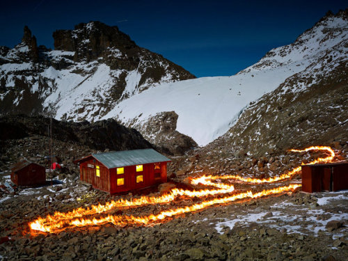 asylum-art:Simon Norfolk photographs ‘in Search Of Lost Ice’ for The New York Times Magazine  Fire a