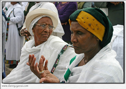 ofskfe: Ethiopian Jews celebrating Sigd in Jerusalem, 2004.  Sigd is a holiday unique to the Et