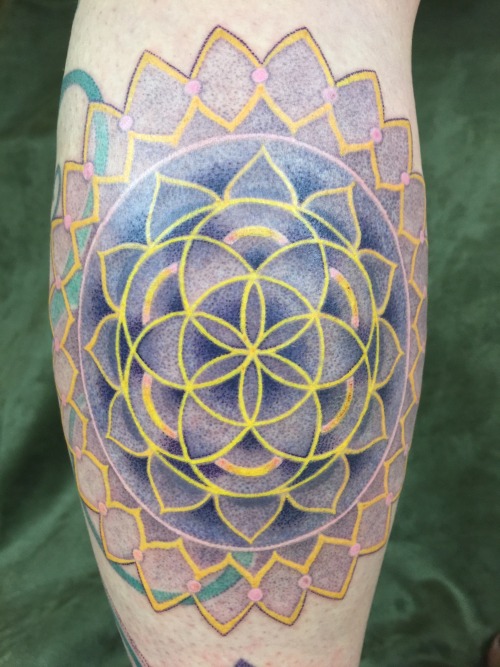 Sacred geometry leg piece.Tattoo by Daemon Rowanchilde, 2015.www.urbanprimitive.com