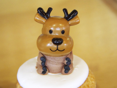 Deer Santa Cupcakes