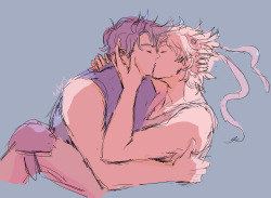 eohrs:  smooch smooch chomp