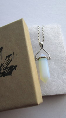 collectiv:  Opalite Pendant necklace  ย 