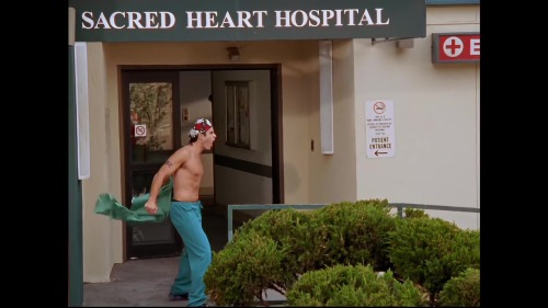Scrubs S05E03 - part 2 of 2 Turk (Donald Faison) and Todd (Robert Maschio) rip off their tops (with 