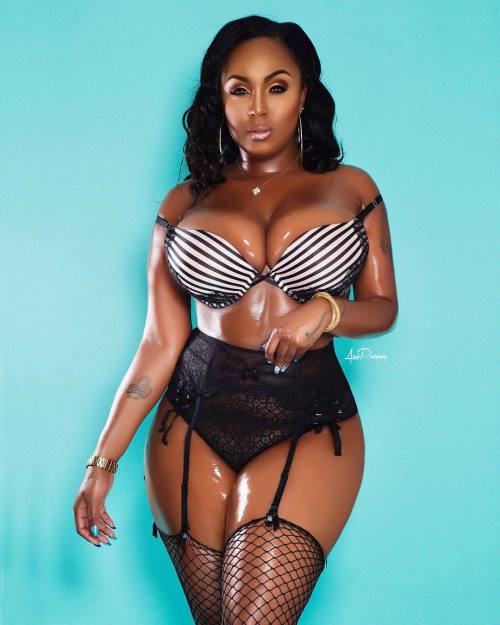 mslaytonbenton:  What you need Papi ? 😉 #atlanta #photography #instagood  (at West Hollywood, California)