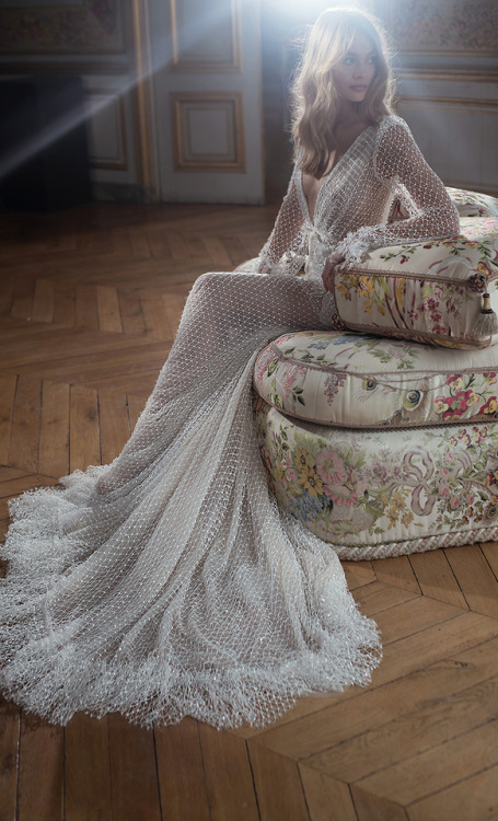 katiemarieweddings: Inbal Dror 2018 Bridal Collection Beautiful