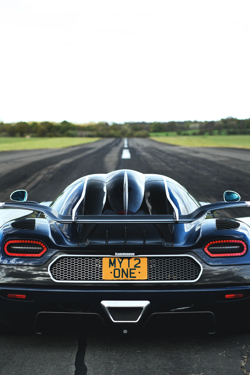 luxeware:   One: 1 | Source |  