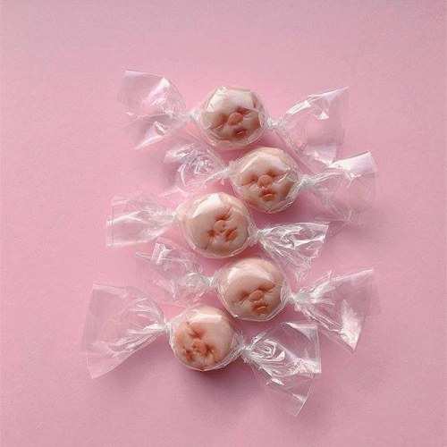 beautifulbizarremagazine:Awesome! Check out the fabulous squishy baby face candy by @qimmyshimmy. . 