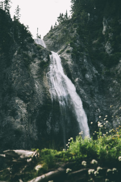 hannahkemp: Waterfall//Washington July 2017