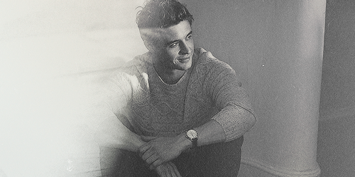 darylpeletiere: Max Irons for DuJour