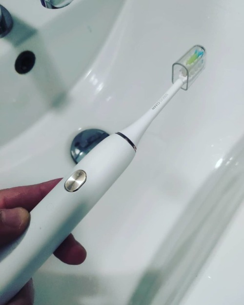 Soocas la soluzione smart per la pulizia dei denti pensata da Xiaomi · · · · · #dentist #spazzolino