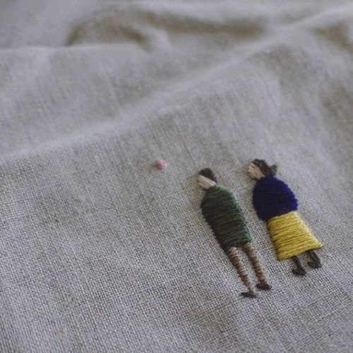 cafeinevitable:Couple by Renilde de Peuterhand embroidery