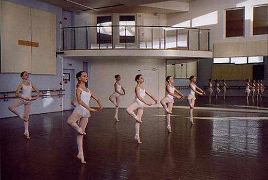 somaymalou:  Paris Opera Ballet School  