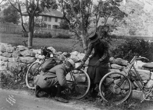 vintagenorway:Cyclists, 1902