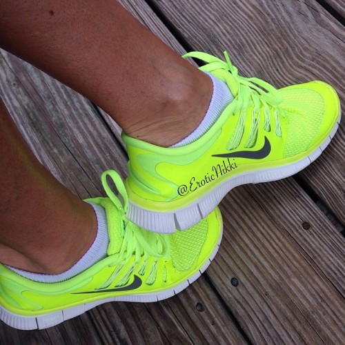 eroticnikki: These babies are bout to get really sweaty!