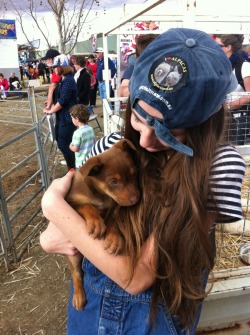 bambuh:  essew:  babes  her cap tho’ x