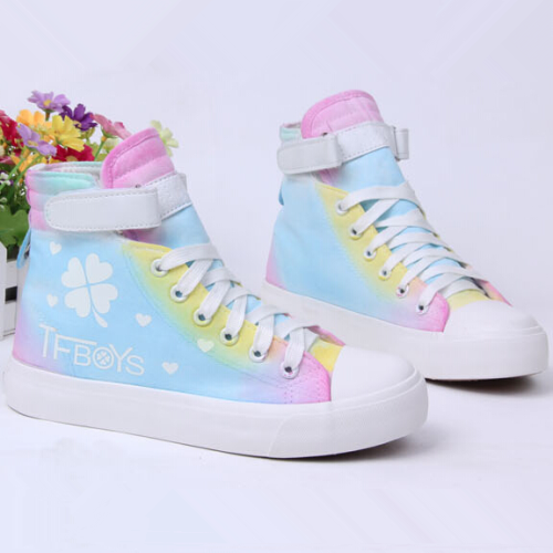 onlyfrillsandhorses:  ♥ pastel flatform high tops ♥♥ use the code frillsandhorses for a 10% discount from this store! ♥