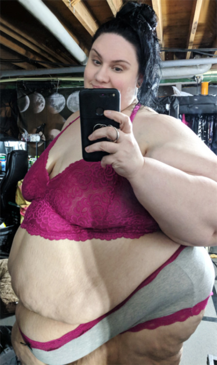 xutjja:  Finally getting around to trying on the new bra and panty sets that I bought.