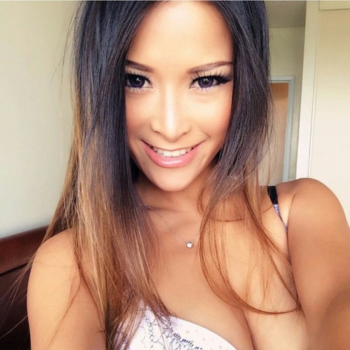 love those eyes :)http://www.onlinedatingtrust.org/asian  id 6394873