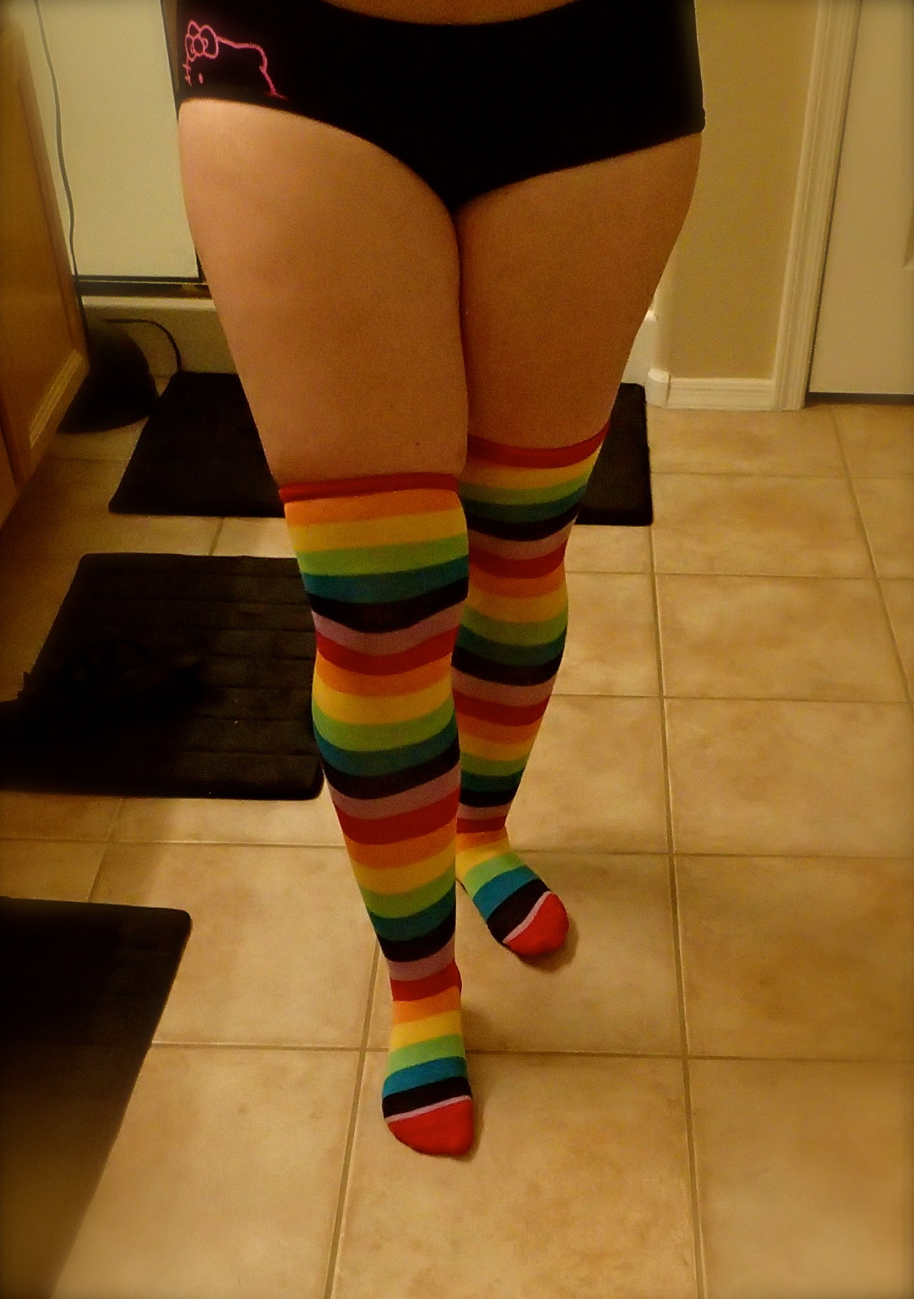 buffyloveshersls:  Miss you babe, here are the new thigh highs……….  Apparently