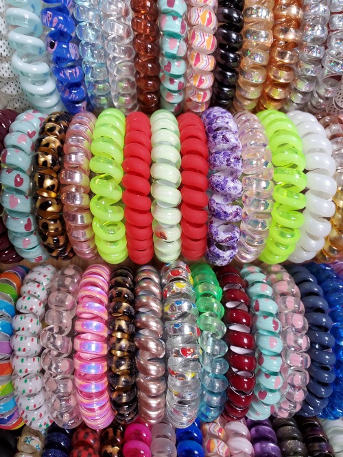 stimtastic:New year, new phone cord bracelet colors! I just received a huge shipment that includes m