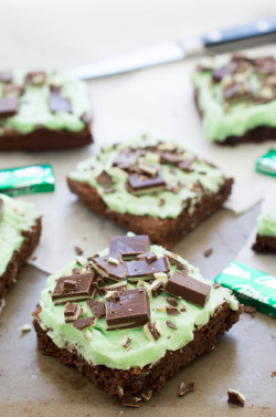 foodffs:CHOCOLATE MINT ANDES BROWNIESReally