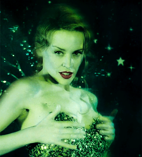 keemeekaal: wardrobemalfunctioned:  Moulin Rouge! (2001) dir. Baz Luhrmann  ♡ Danger 