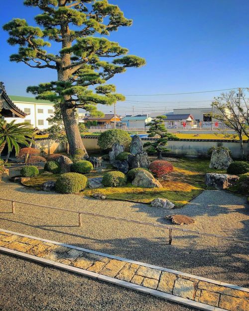 宝珠寺庭園“涅槃の庭” [ 静岡県磐田市 ] Houshu-ji Temple Garden, Iwata, Shizuoka の写真・記事を更新しました。 ーー世界的人気の『足立美術館庭園』を作庭し