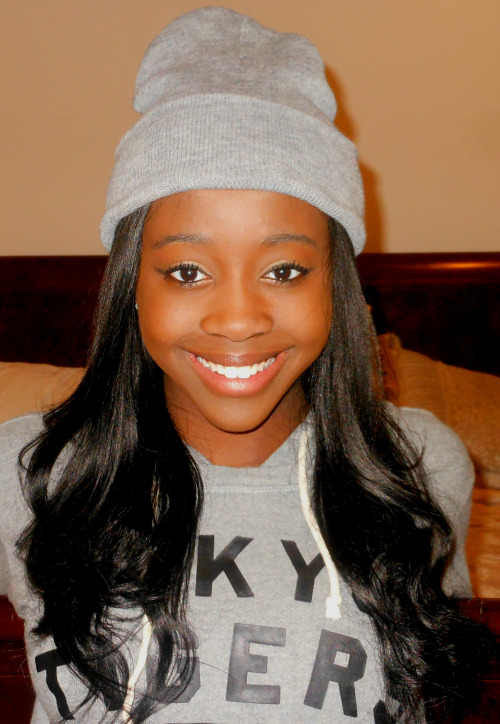 fuckyeahdarkgirls:  http://instagram.com/meganihej http://eeried.tumblr.com/ 