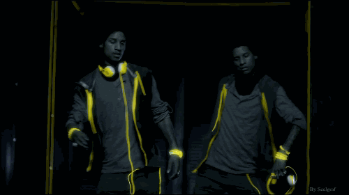 i-wontdance:  Les Twins dancing in a “Beats by Dre“ commercial featuring David Guetta www.iwontdance.com