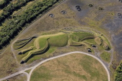 Mymodernmet:  Sultan The Pit Pony Is A 200-Meter-Long, Raised-Earth Sculpture Made