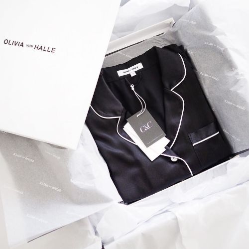 There is no greater luxury than sleeping in silk thank you so much @thecultnclassic for my bedtime indulgence.  #silk #oliviavonhalle #luxury #goodnight by lydiaemillen