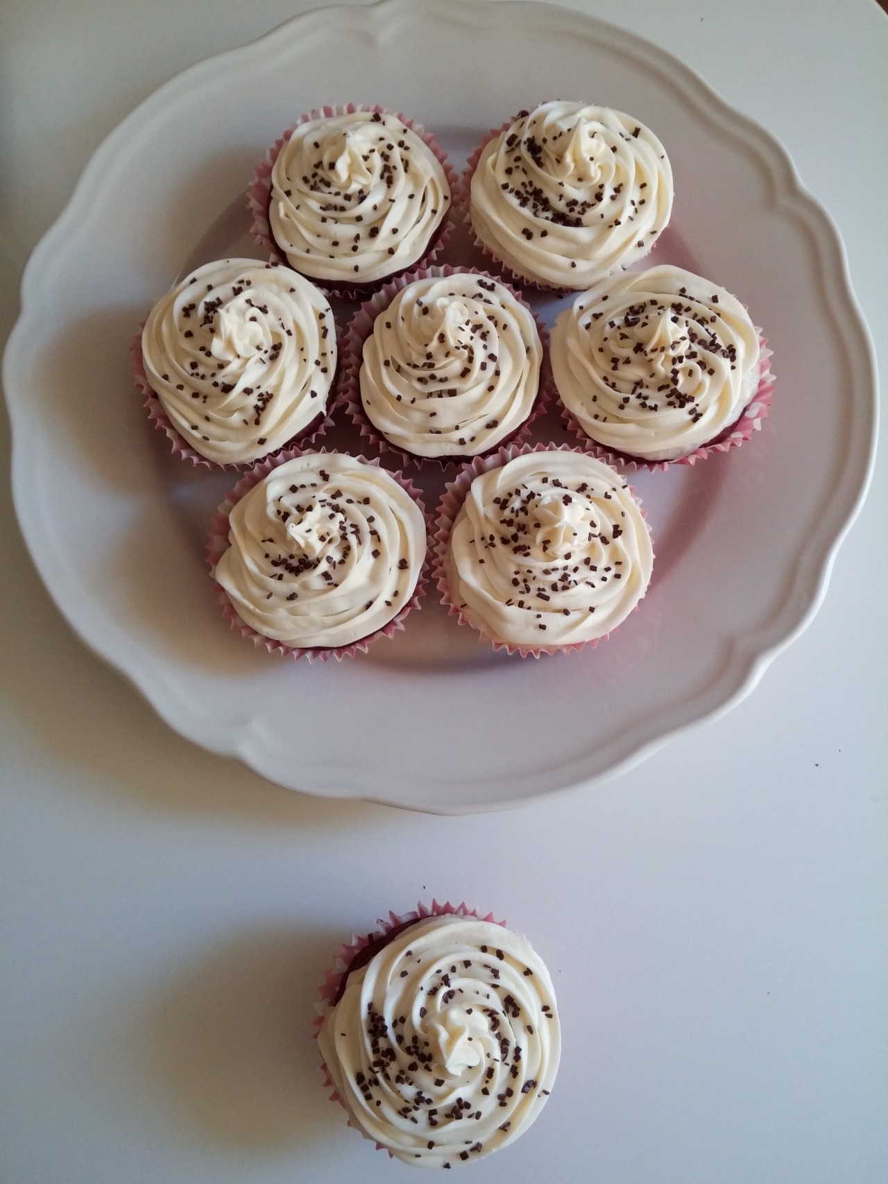 laurabfernandez:  Red velvet cupcakes! I baked these lovelies and would like to dedicate