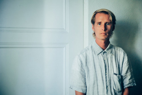 tmagazine:  Cary Braswell A Vintage-Inspired New Video From the Singer-Songwriter Tom Brosseau See m