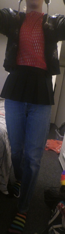 Told you! This is my skirt/jeans combo, with an added plus of showing off (though not very well, sorry about that) my jacket and new shirt! Hurray! 