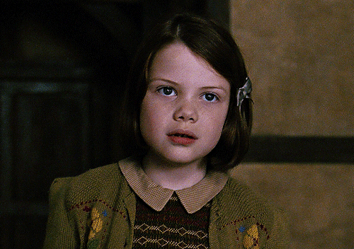 movie-gifs:The Chronicles of Narnia: The Lion, the Witch and the Wardrobe (2005) dir. Andrew Adamson movie-gifs:The Chronicles of Narnia: The Lion, the Witch and the Wardrobe (2005) dir. Andrew Adamson
