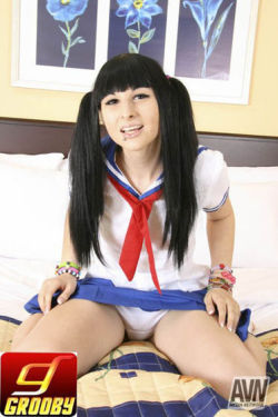 smutterman:  Young Bailey Jay when she was still Line Trap. It’s amazing to see her transformation, but she has always been so hot. 