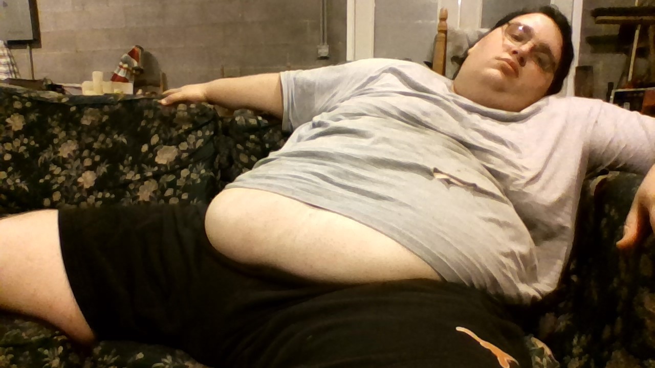 Here have a photoset where I look about 85% dead to the world