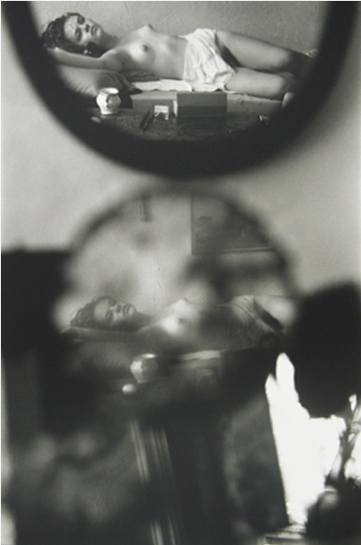 kvetchlandia:  Saul Leiter    The Young Violinist (Young Nude On Bed, Reflected