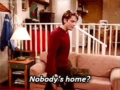 oldblueeyes:  anostalgicnerd:  Literally me.  I honestly don’t wear pants unless